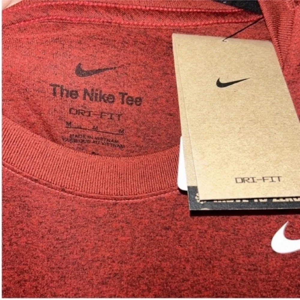 🇺🇸FIRM PRICE🇺🇸 Nike short sleeve tee